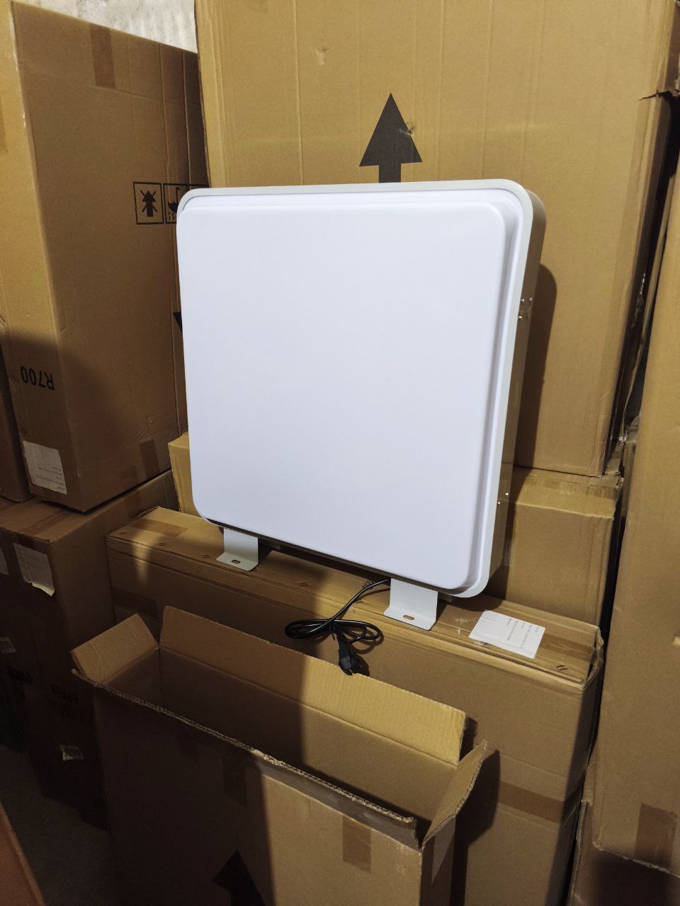 Квадратний лайтбокс 60×60 см, двосторонній фасадний LED - зображення 9