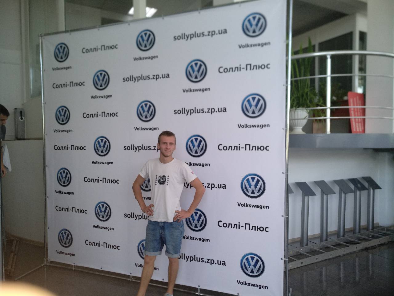 Стенд Press Wall 300x300